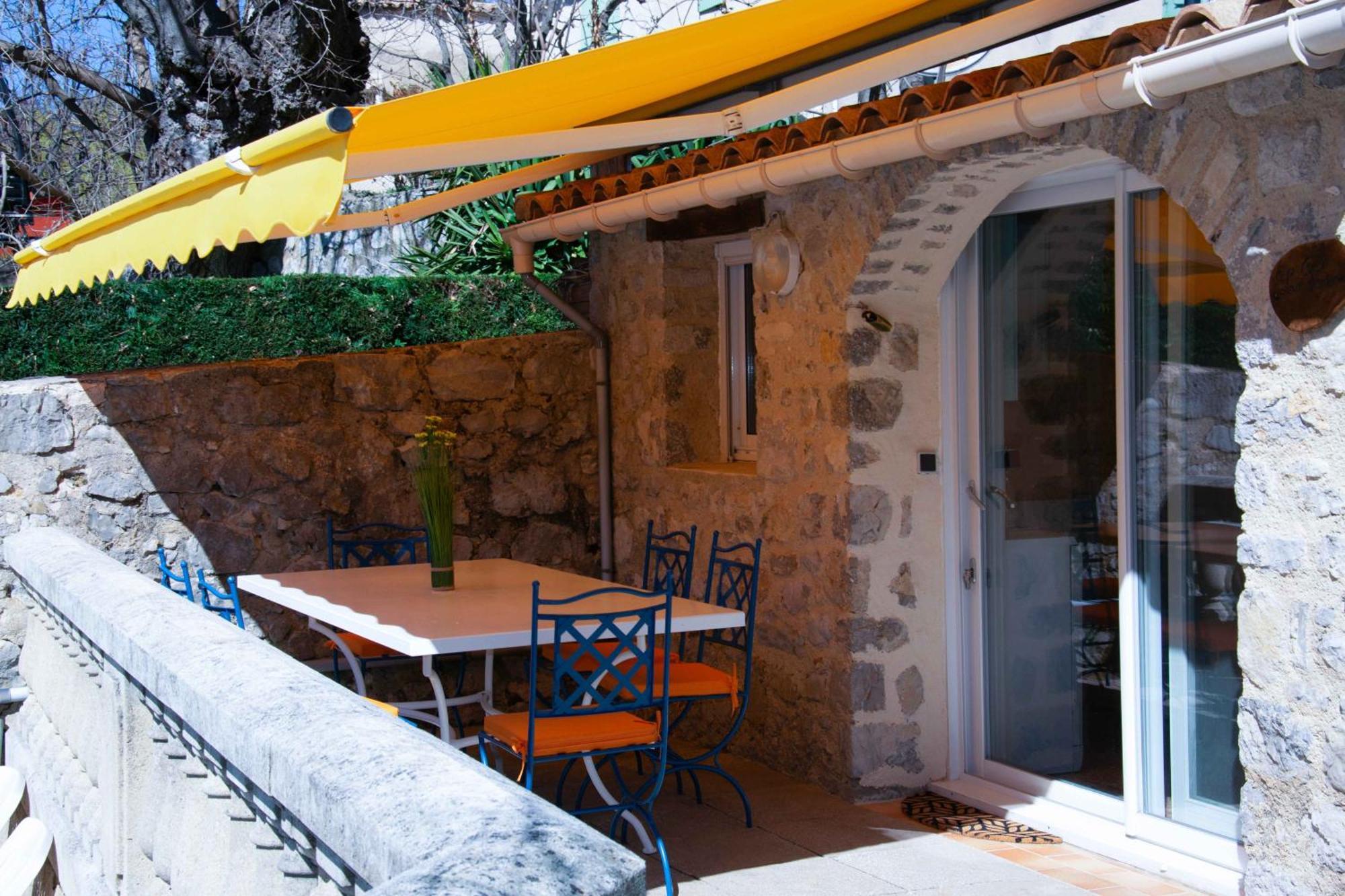 منزل الضيف La Roche-sur-le-Buis  في Les Grands Pres Des Baronnies المظهر الخارجي الصورة